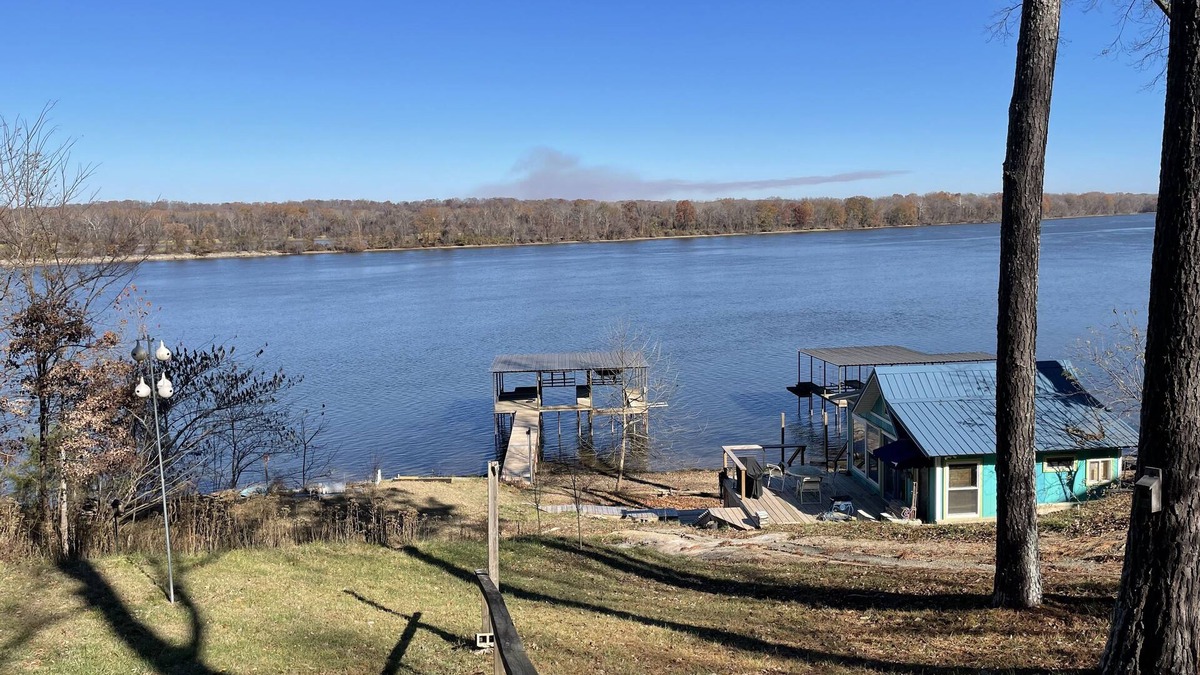 Tuscumbia House | Lakefront, beautiful views of Pickwick Lake, big pier for fishing and docking