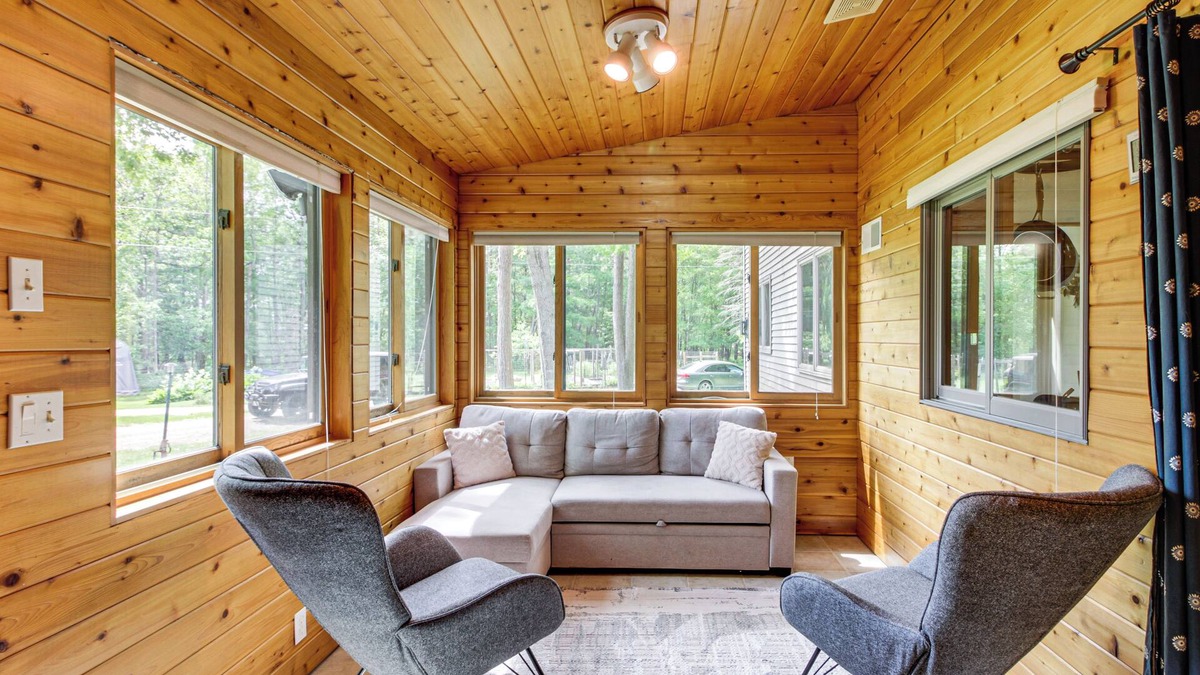 Brainerd Cabin | Lakefront Brainerd Escape w/Games: Dogs Allowed!