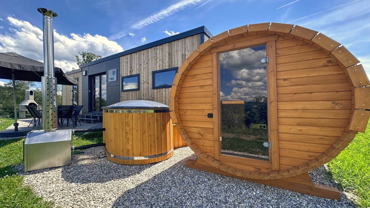 Neunburg vorm Wald House | Lakefront Chalet Bliss