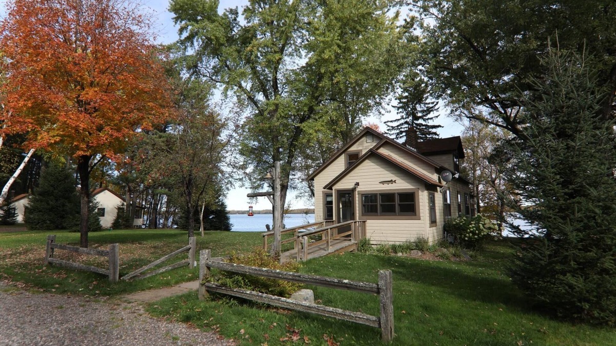 Presque Isle House | Lakefront Cabin #8 The Musky House