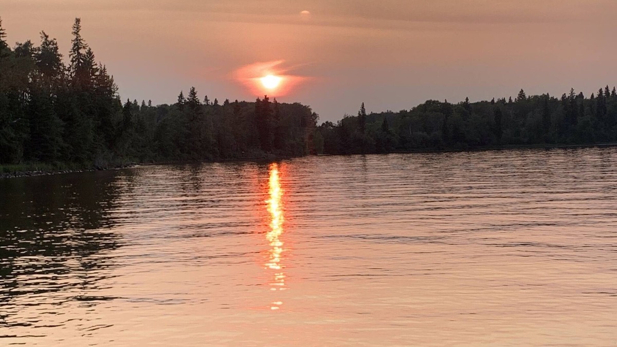 Candle Lake Cabin | Lakefront cabin at Candle Lake with boat slip