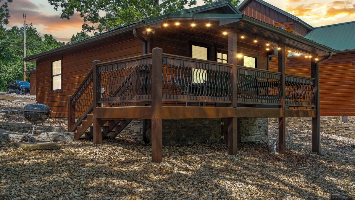 Indian Point Cabin | Lakefront cabin by SDC with boat slip!
