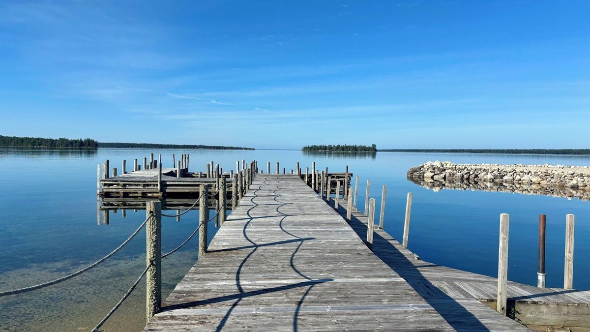 Hessel Cabin | Lakefront Cabin in Hessel (Cabin #2)