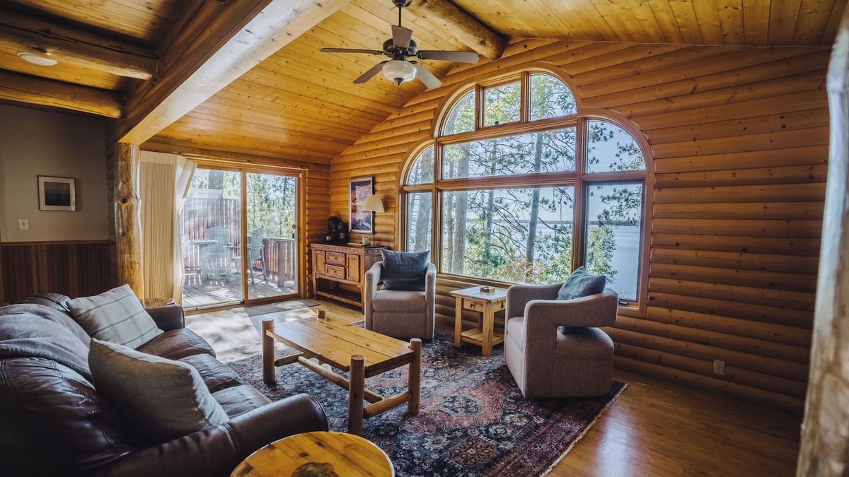 Hayward Cabin | Lakefront Cabin on LCO - The Sunset Escape