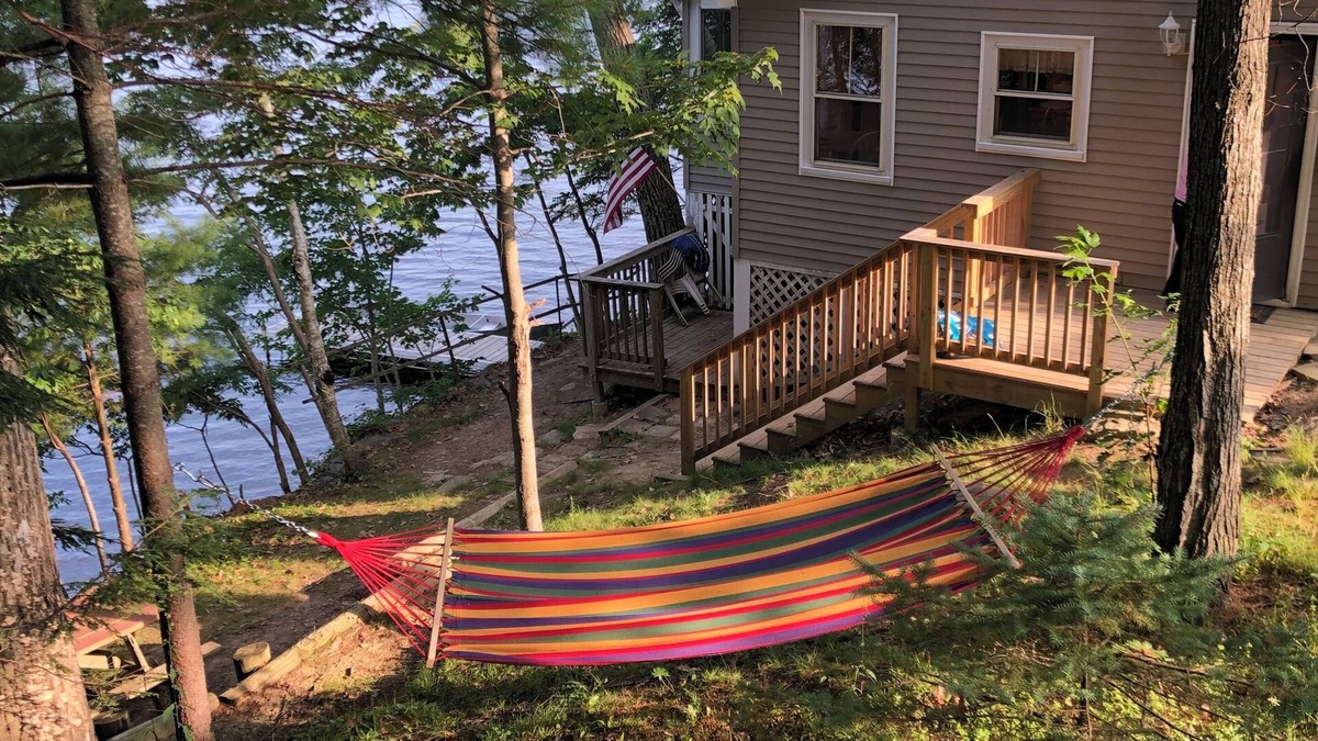 South China Cabin | Lakefront Cabin