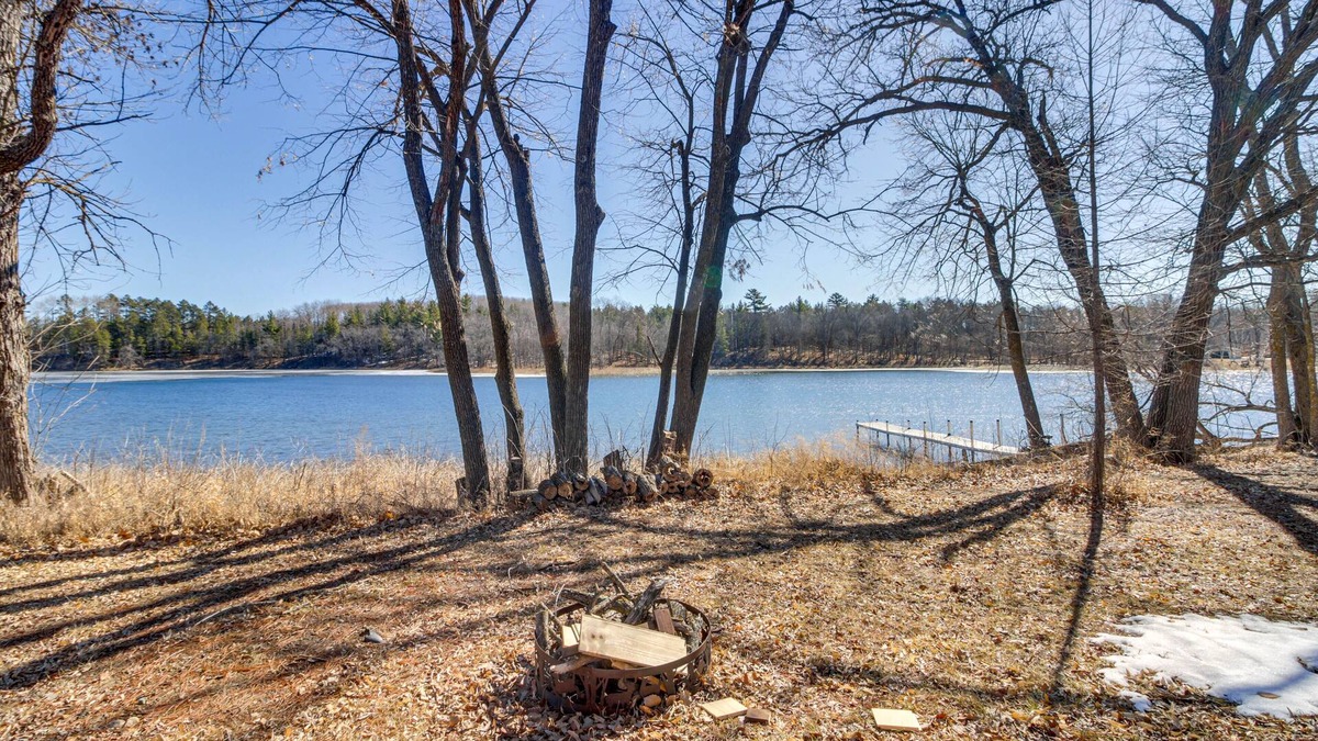 Park Rapids Cabin | Lakefront Cabin w/Boat Dock in Park Rapids