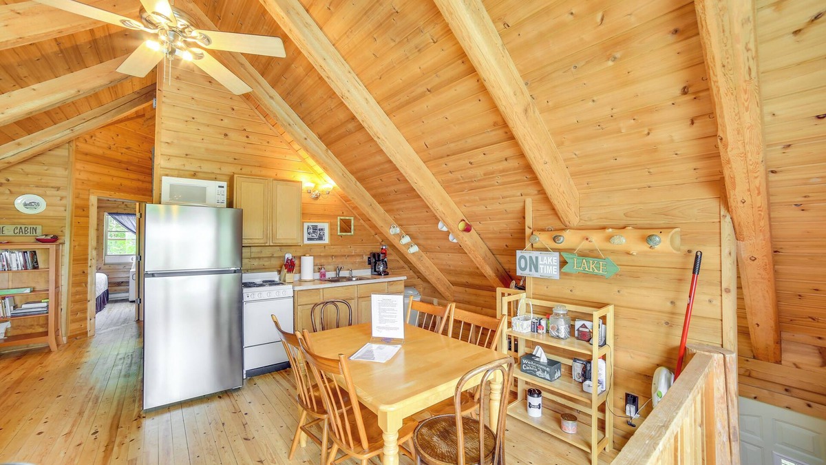 Wetmore Cabin | Lakefront Cabin w/Dock & Trails, Mins to Town!