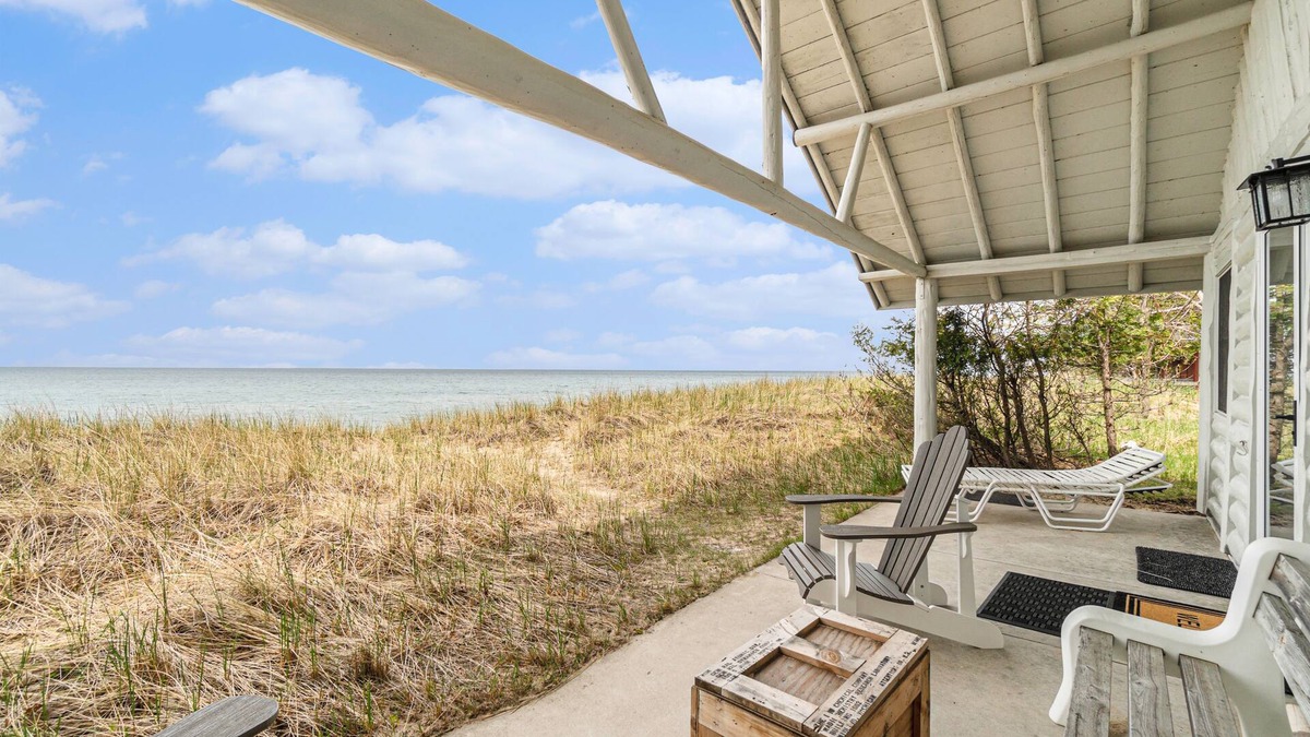 Empire Cabin | Lakefront cabin with 100 ft of Lake Michigan beach, full kitchen, loft, & deck