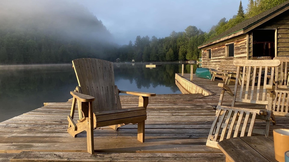 Barkmere House | Lakefront chalet, 3 bedrooms 2 bathrooms 30 minutes from Mont Tremblant