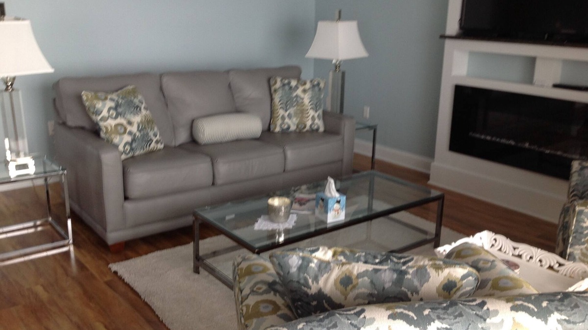 Geneva-on-the-Lake Condo | LAKEFRONT CONDO #309 2BR/2BA-private balcony, private beach and wine tours!