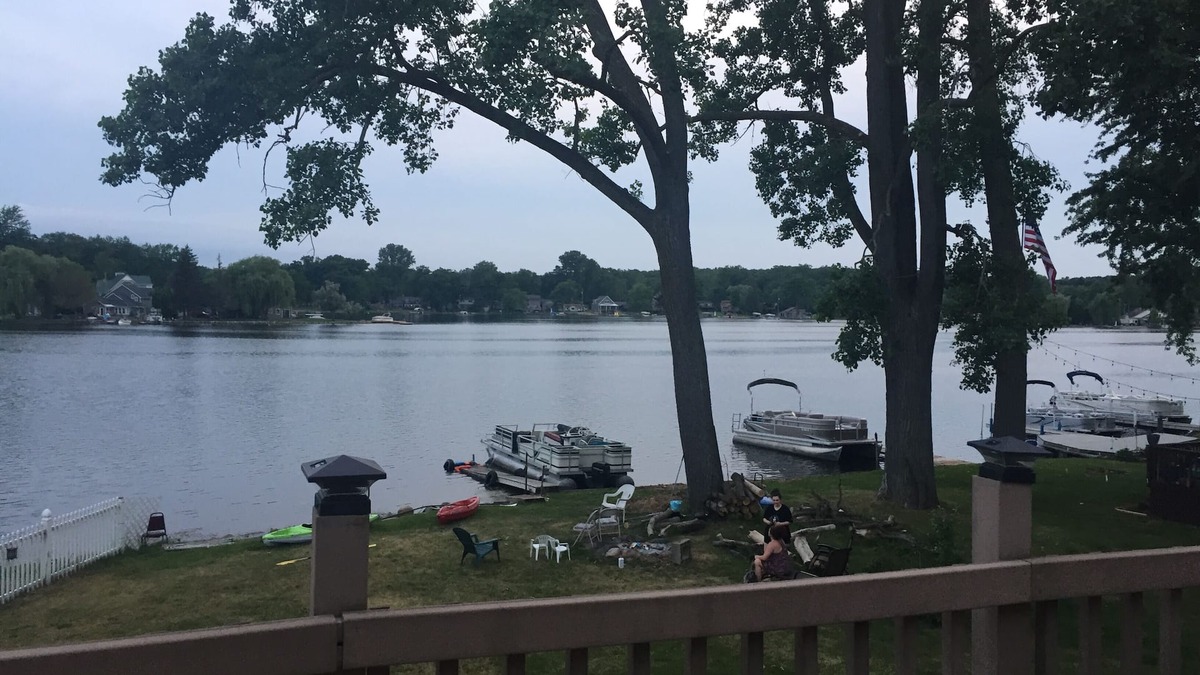 Ortonville Condo | Lakefront Condo in Ortonville on Beautiful Bald Eagle Lake.
