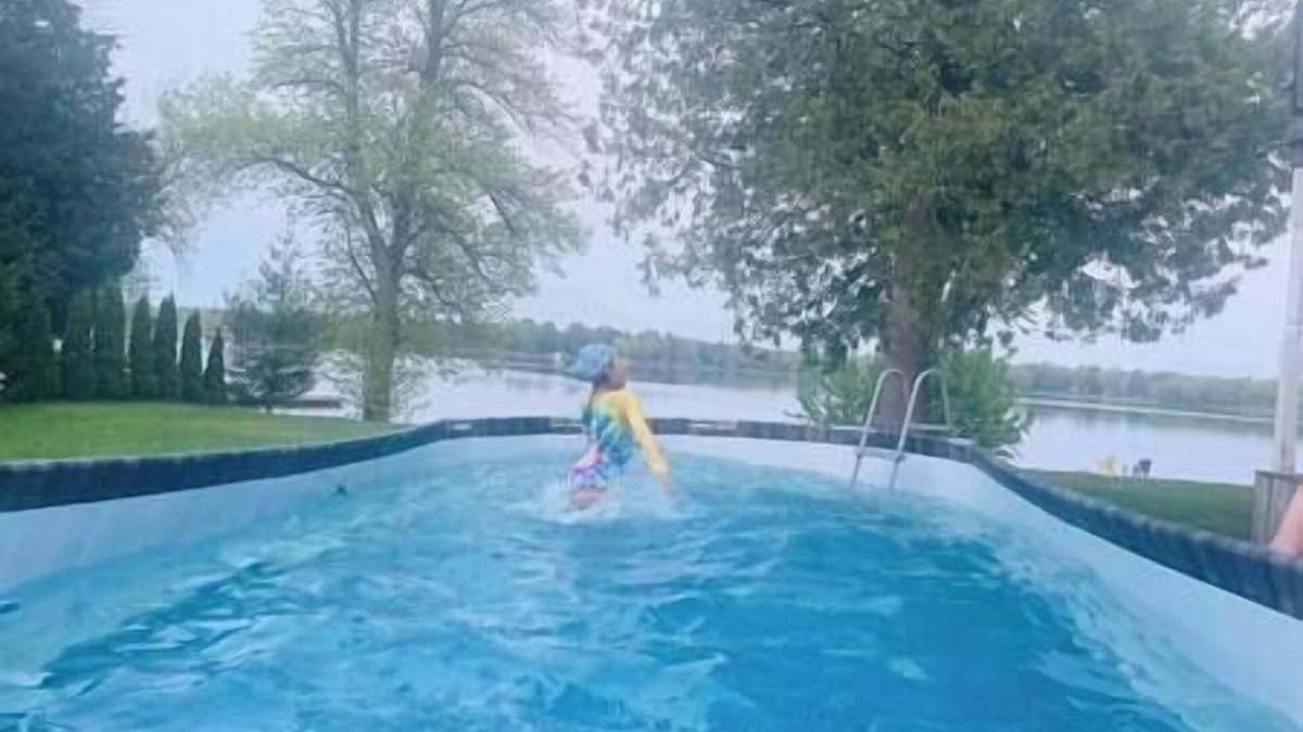 Port Stanton House | Lakefront Cottage w/Hot Tub, 30 Guests 8000 sq ft