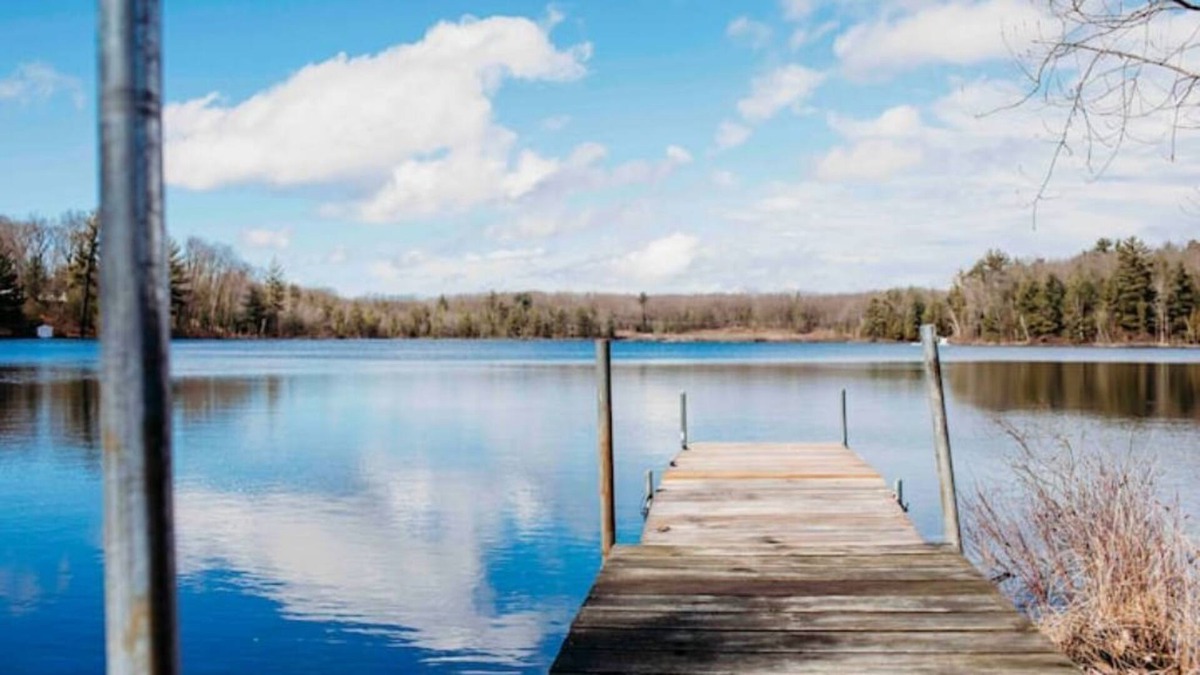 Bitely Cabin | Lakefront cottage for all things Pure Michigan!