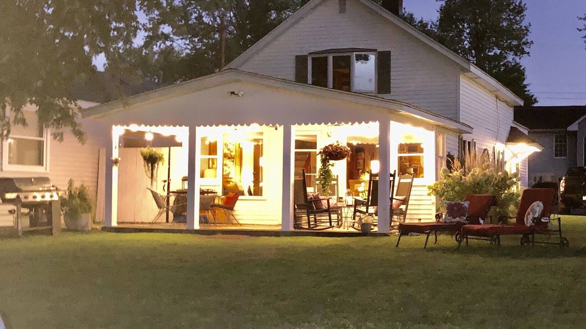 Niobe Cottage | Lakefront cottage on Chautauqua Lake