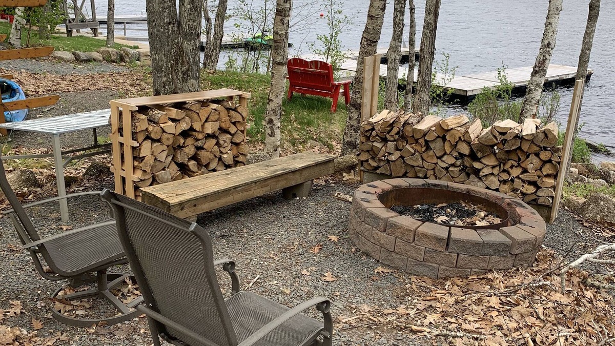 Smiths Corner Cottage | Lakefront cottage w/hot tub, fire pit , kayaks