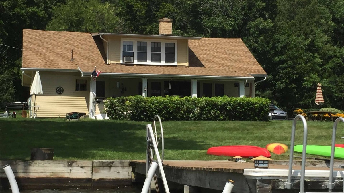 Cuba Cottage | Lakefront Cottage with Private Dock & Deck - Great for Fishing and Water Sports!