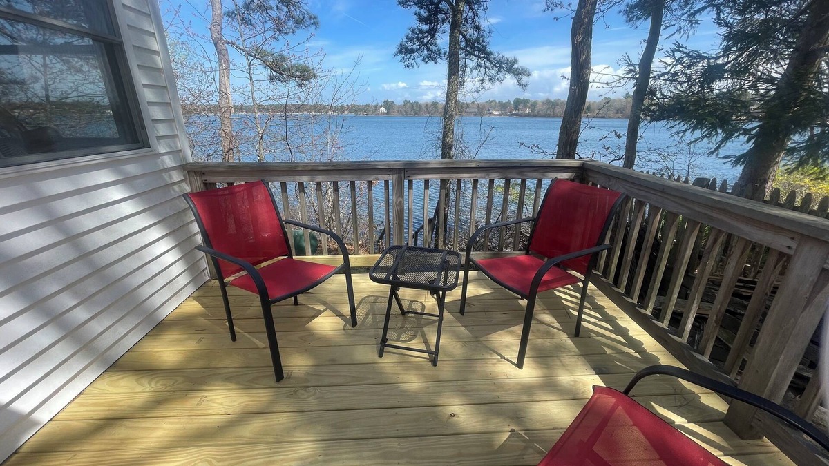 Ponds of Plymouth House | Lakefront Cottage with Private Dock