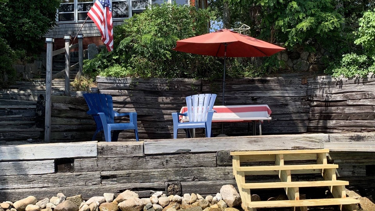 Ponds of Plymouth Cottage | Lakefront Cottage with Private Beach and Dock
