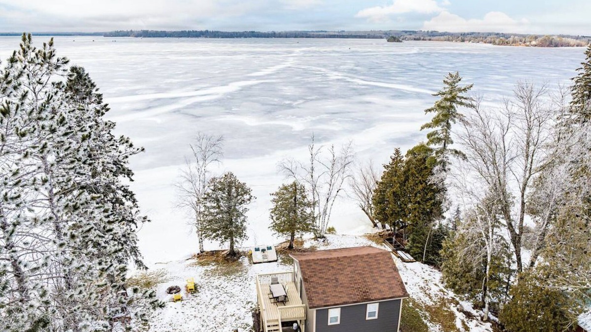 Saginaw Cabin | Lakefront Cozy Cabin with Dock, Sauna & BBQ Grill