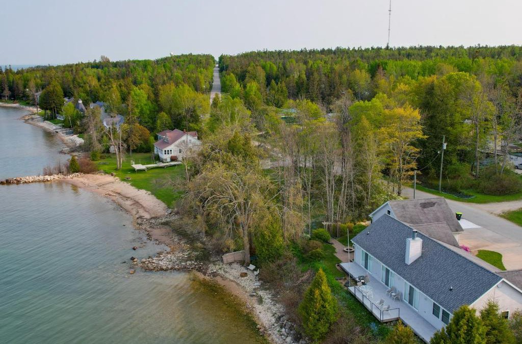 De Tour Village House | Lakefront De Tour Village Home with Deck and Fire Pit!