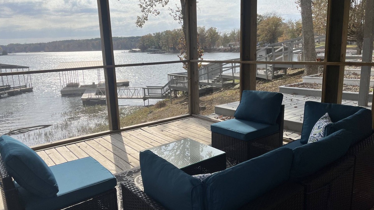 Marion House | Lakefront escape! Boat Dock, Fishing, Kayaks! Near Hiking, Wineries, Marinas!