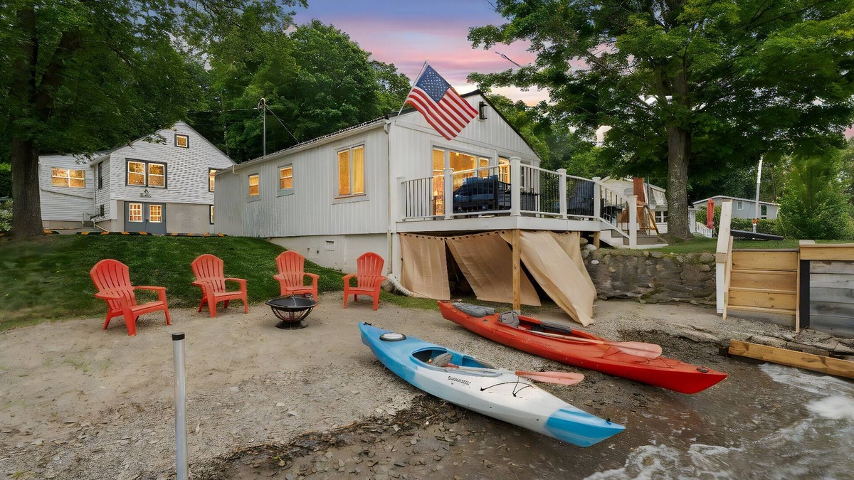 Hammondsport House | LakeFRONT Estate on Finger Lakes Wine Trail, 2 Separate Homes, Dock, Kayaks