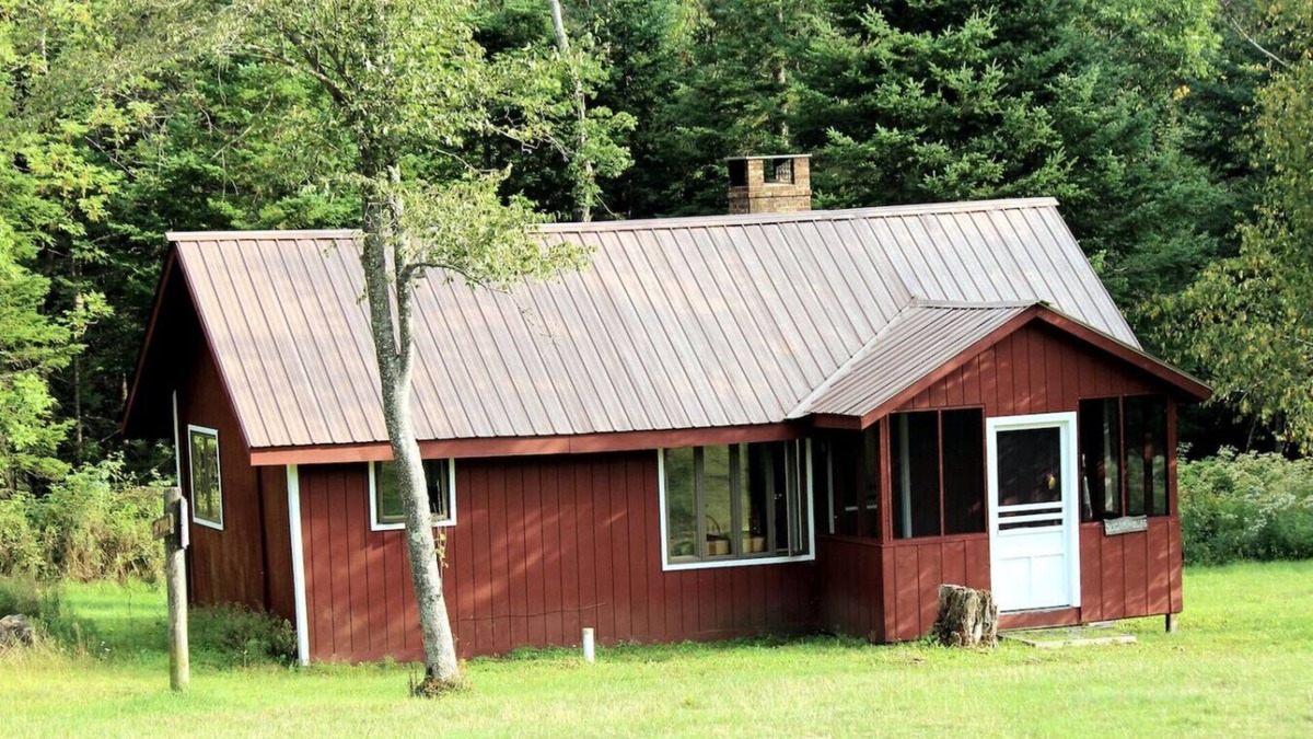 Indian Lake Cabin | Lakefront-Family & Pet Friendly-Adirondack Cabin