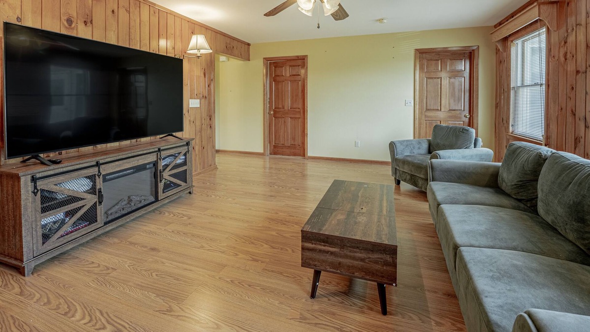 Youngstown House | Lakefront Farmhouse