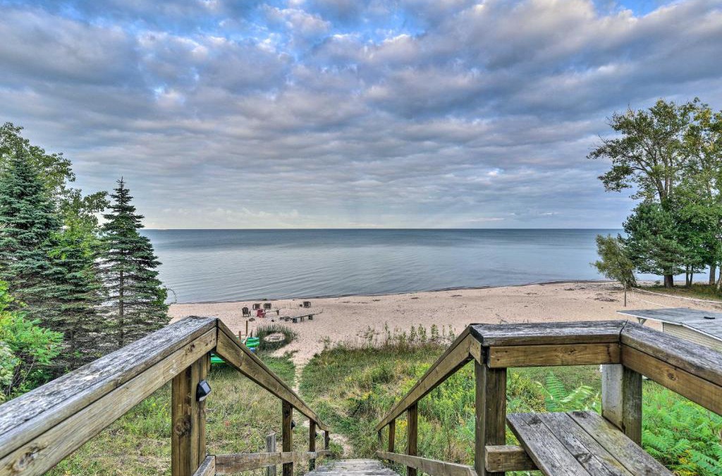 Forestville House | Lakefront Forestville Paradise with Private Beach!