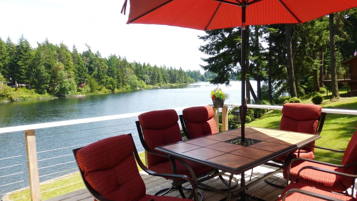 Anderson Island House | Lakefront Getaway; Weekly Discounts Available
