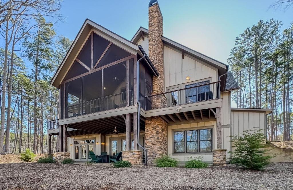 Seneca House | Lakefront Getaway Dock Fire Pit & Games