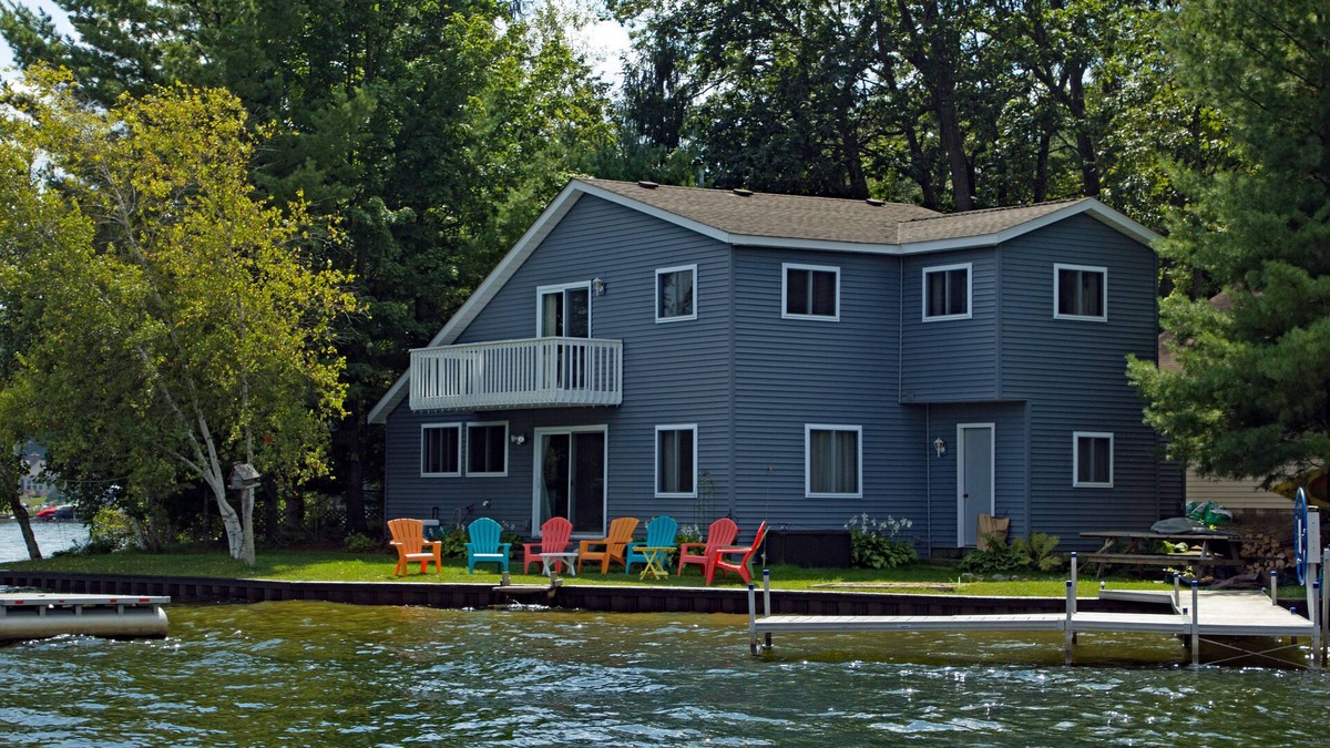 Lake George House | Lakefront Getaway in Michigan