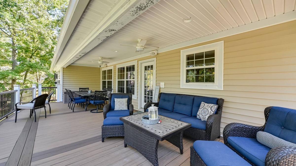 Gilbertsville House | Lakefront Gilbertville Haven w/Private Boat Dock!