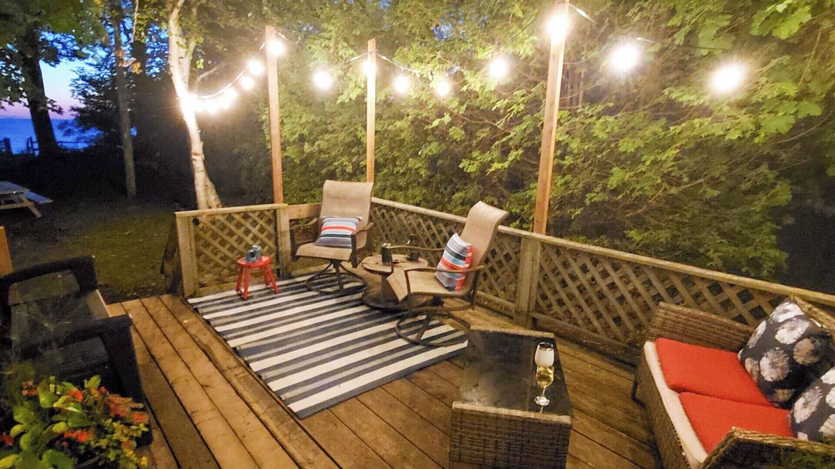 Central Huron Cottage | Lakefront Haven Beachfront escape-Private Steps
