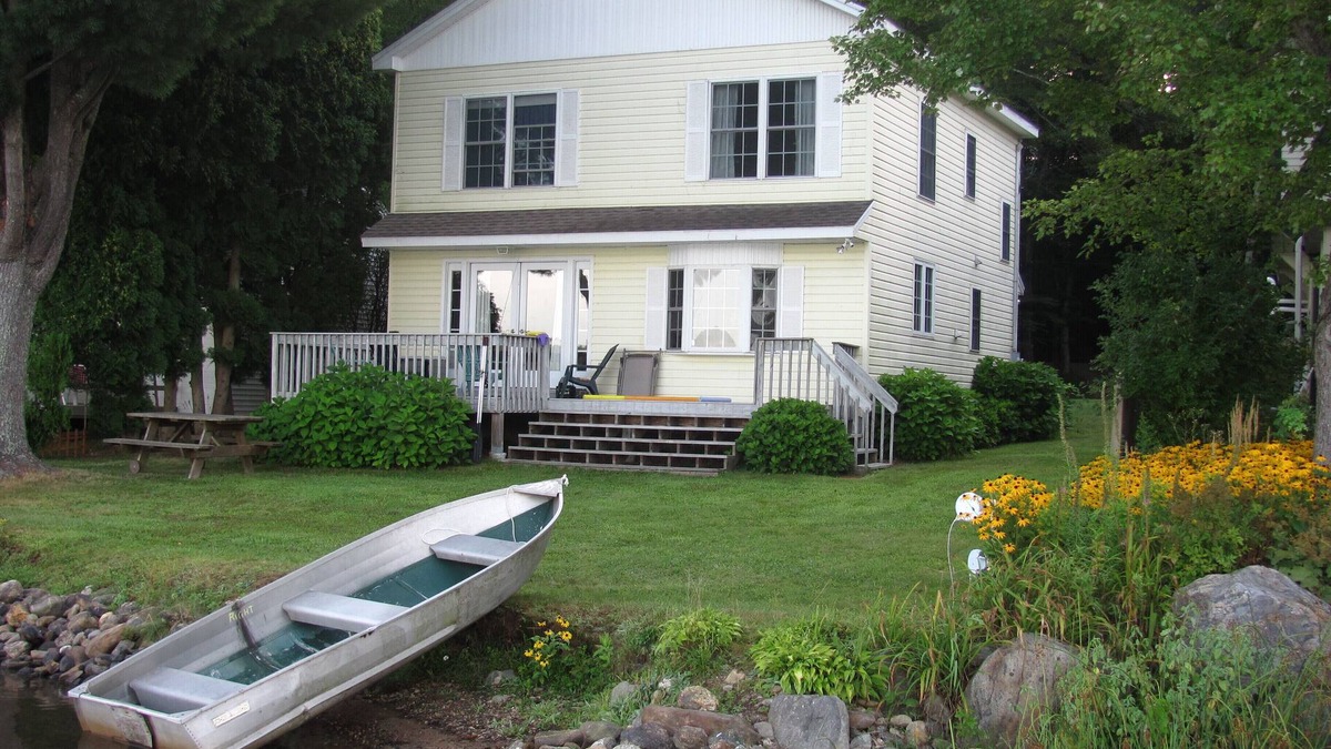 Colchester House | Lakefront Home East Haddam CT-Peaceful - Crystal Clear Lake-also Academic rental