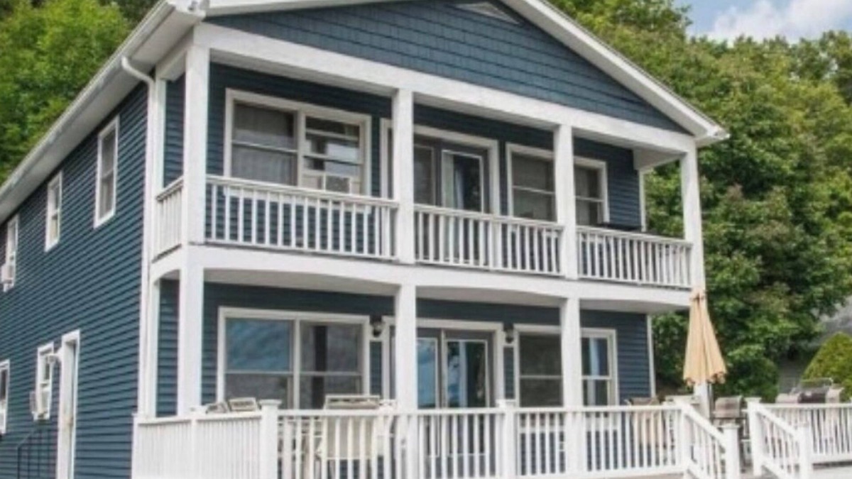 Himrod House | Lakefront Home in the heart of Seneca Lake Wine Trail