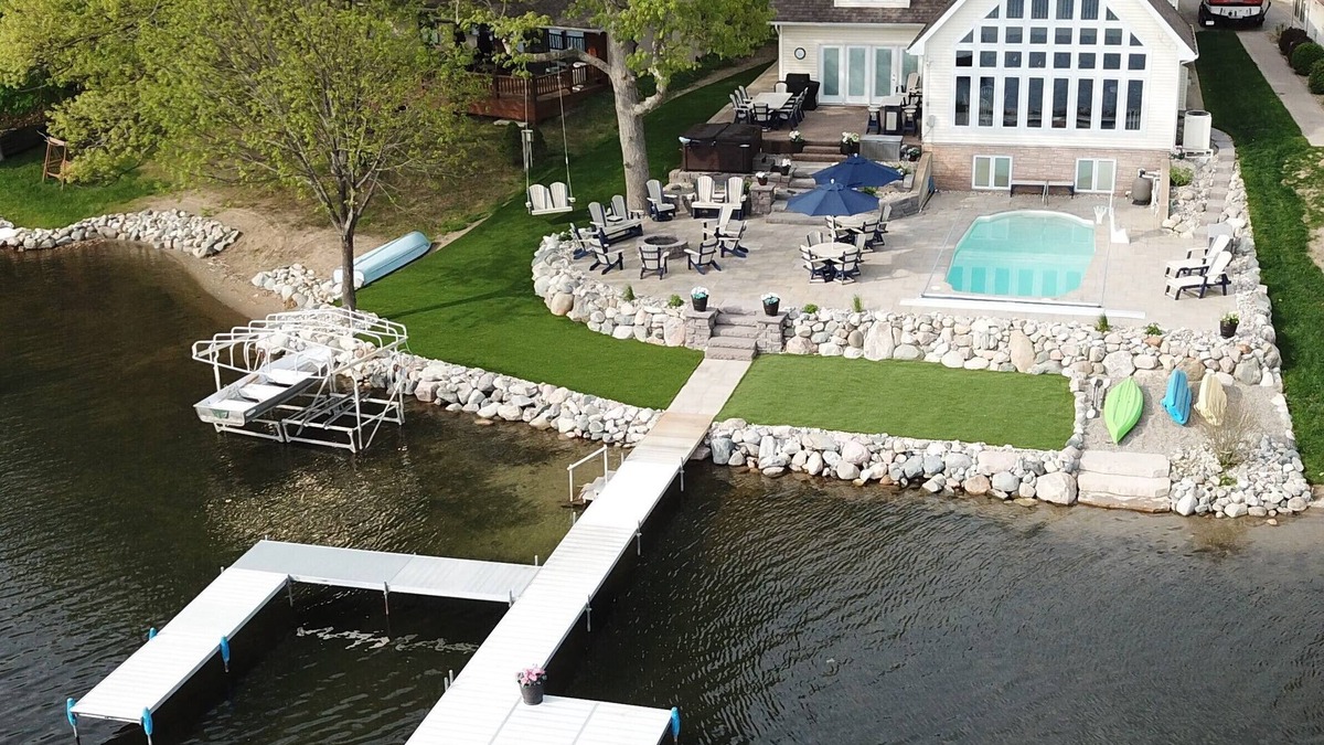 Fremont House | Lakefront Home on Jimmerson Lake, Hot Tub, Game Room, & Heated Pool