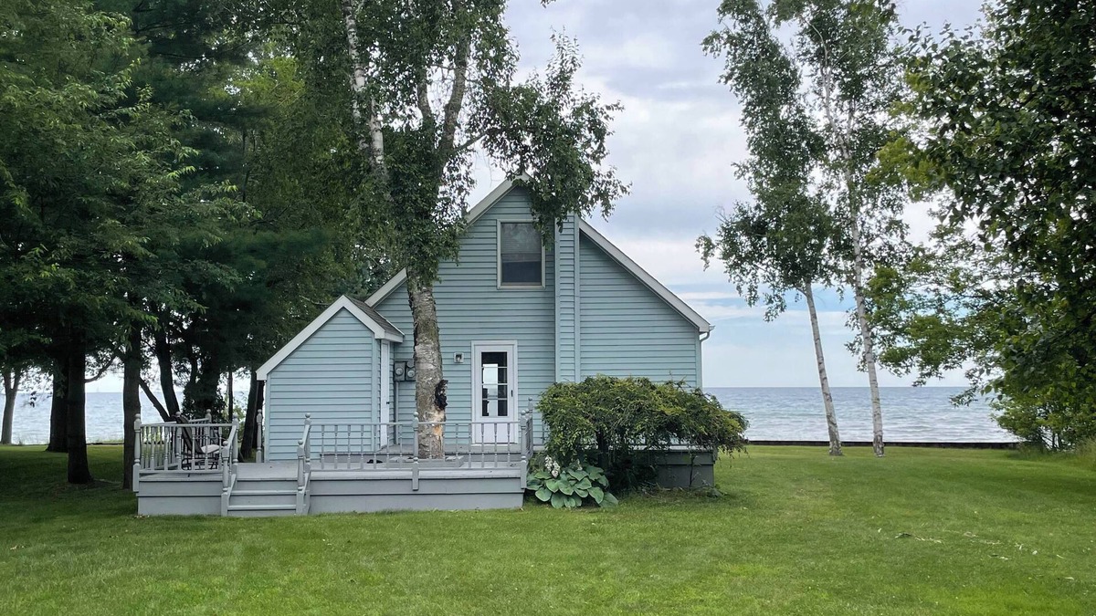 Harbor Beach House | Lakefront home on breathtaking Lake Huron.