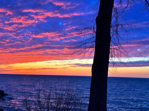 Town of Porter Villa | Lakefront Home w/Brilliant Views