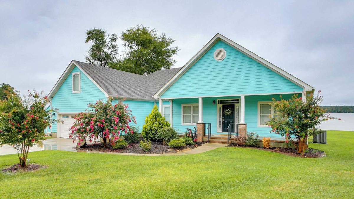 Cross Hill House | Lakefront Home w/Hot Tub & Dock in Cross Hill!