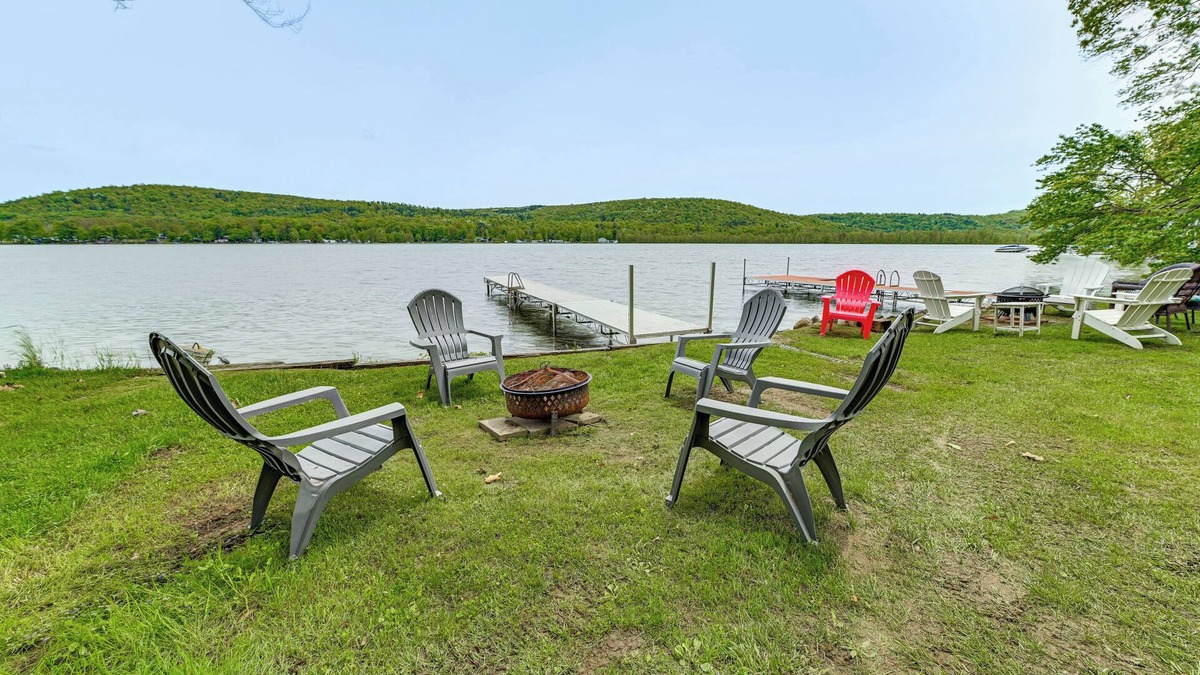 Town of Catharine House | Lakefront Home w/Private Dock in Alpine!