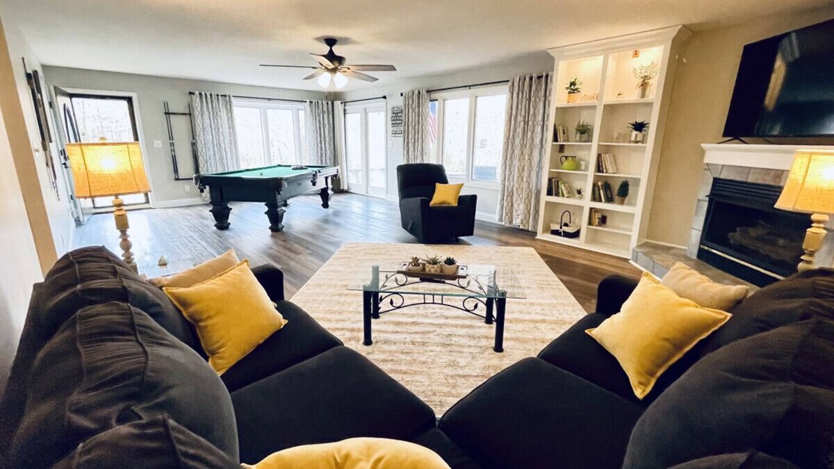 Gilbertsville House | Lakefront Home w/Beautiful View of KY Lake