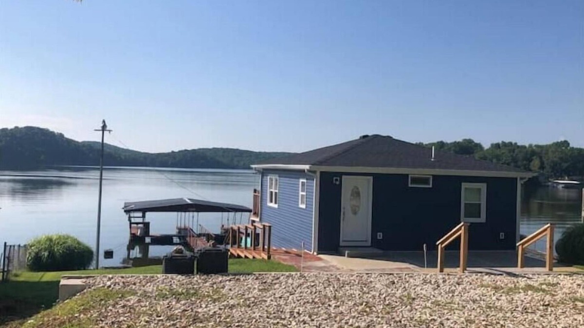 Gravois Mills House | Lakefront Home w/Private dock & Amazing Views