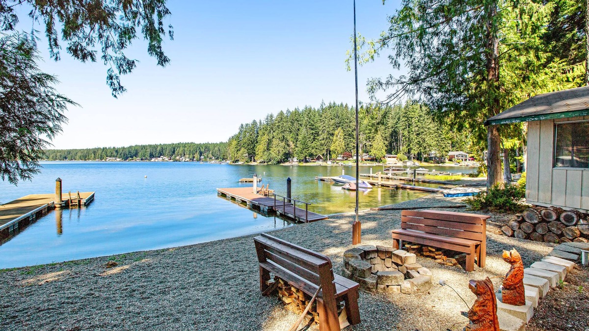 Grapeview House | Lakefront home with beach access, a firepit, washer/dryer & fireplace