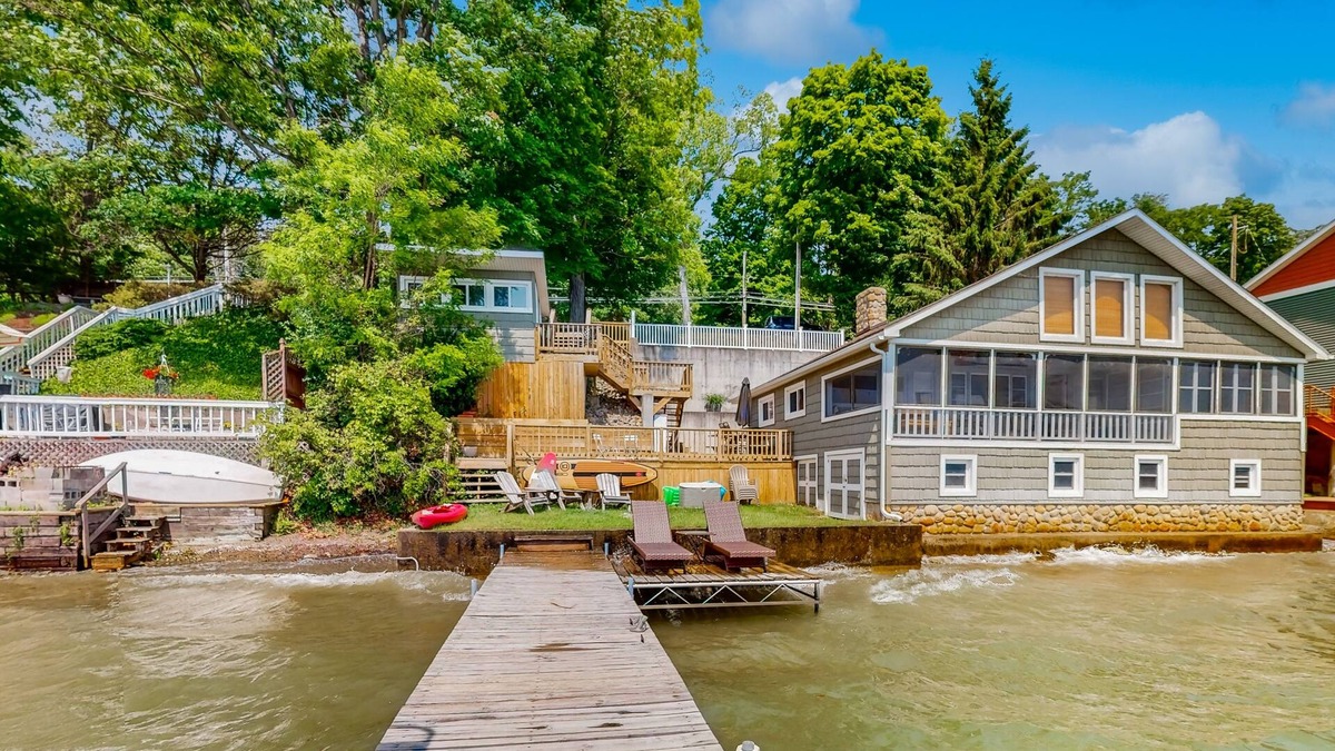 Penn Yan House | Lakefront home with gorgeous views, decks & grill on Keuka lake