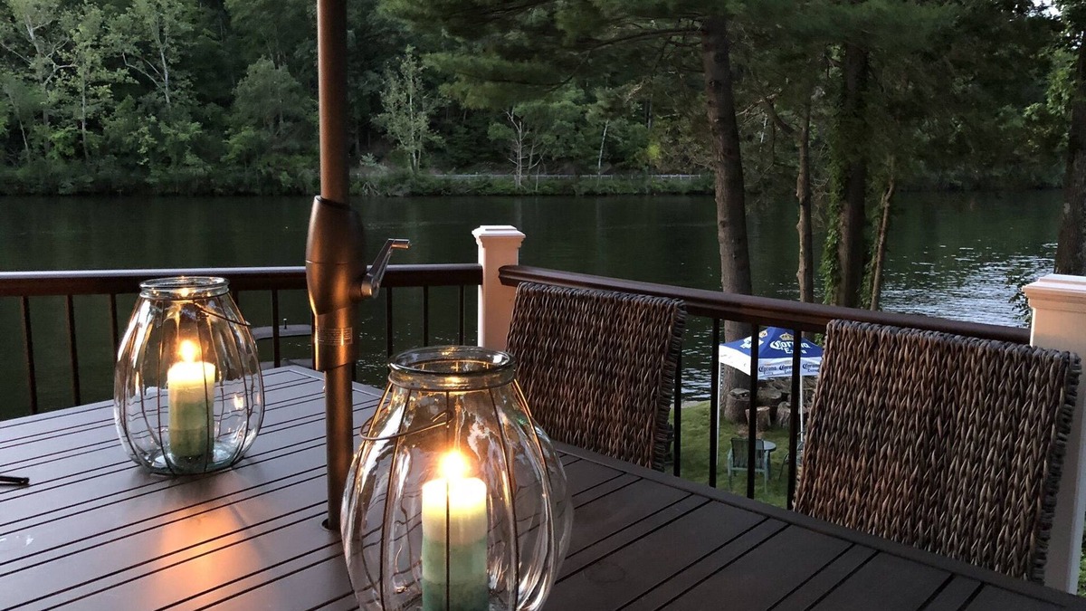 South Britain House | Lakefront home with great outdoor space