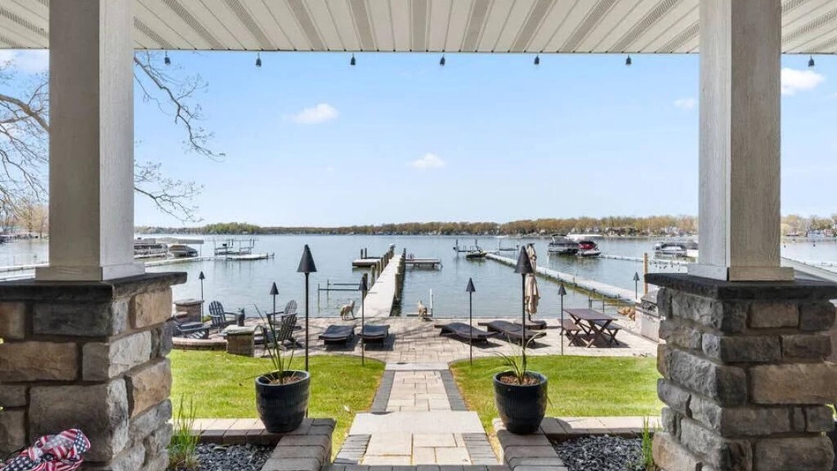 Sister Lakes House | Lakefront home with private dock and firepit - Sleeps 12 | Magician Lake Breeze