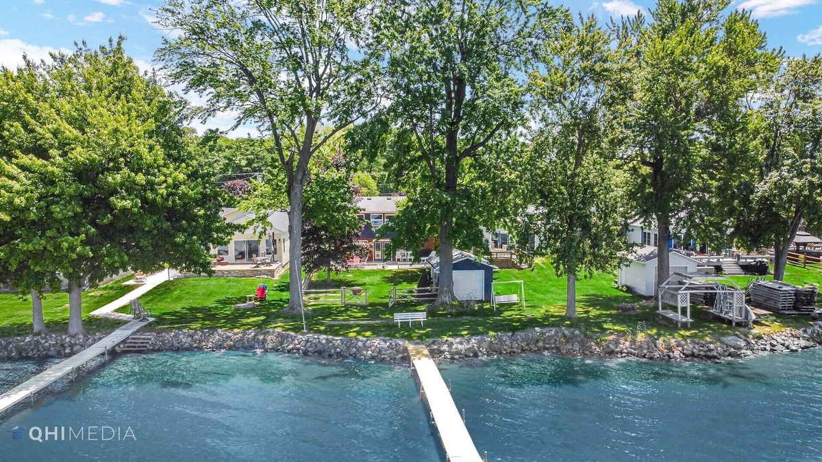 Bass Lake House | Lakefront home with private pier + huge yard
