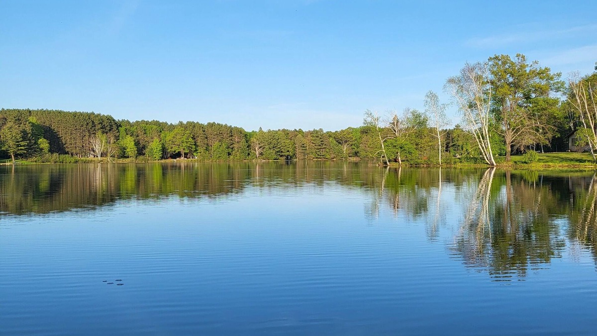 Tomahawk House | Lakefront House