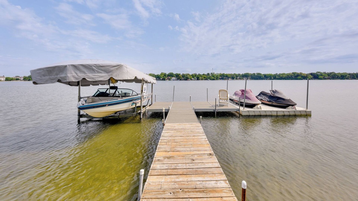 Grayslake House | Lakefront Illinois Retreat w/ Deck, Grill & Dock!